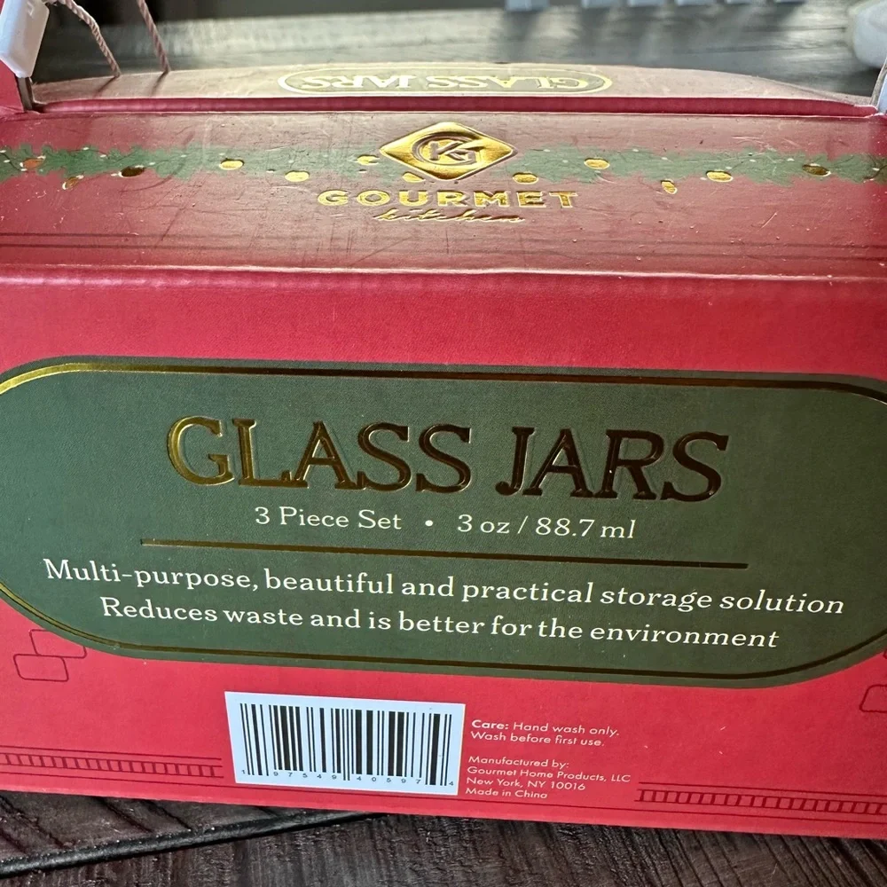 Gourmet Kitchen Cupcake Jars / Containers Set - Red and Clear Glass - Picture 6 of 6